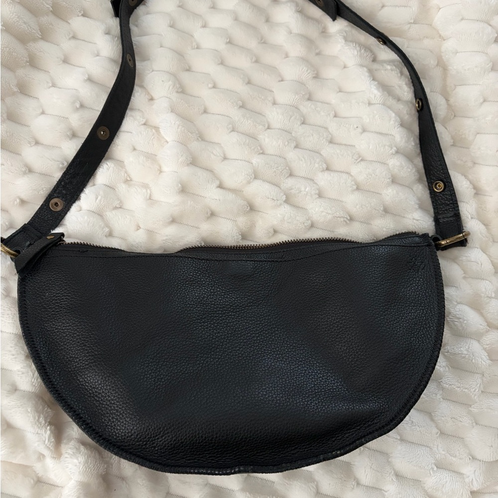 Lyons Leather Co Queen Bee Bag